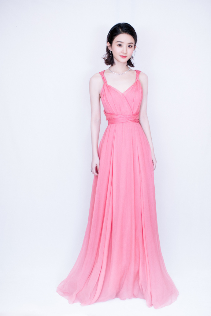 大眼美女明星赵丽颖粉色礼服仙女图片