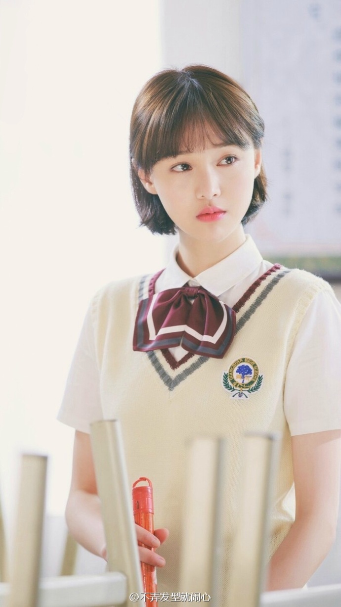 东北美女明星郑爽长发短发直发卷发有刘海无刘