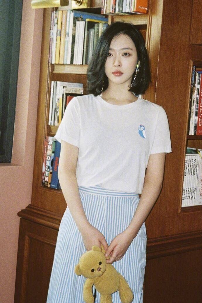韩国美女明星崔雪莉for Lucky Chouette 2018画报