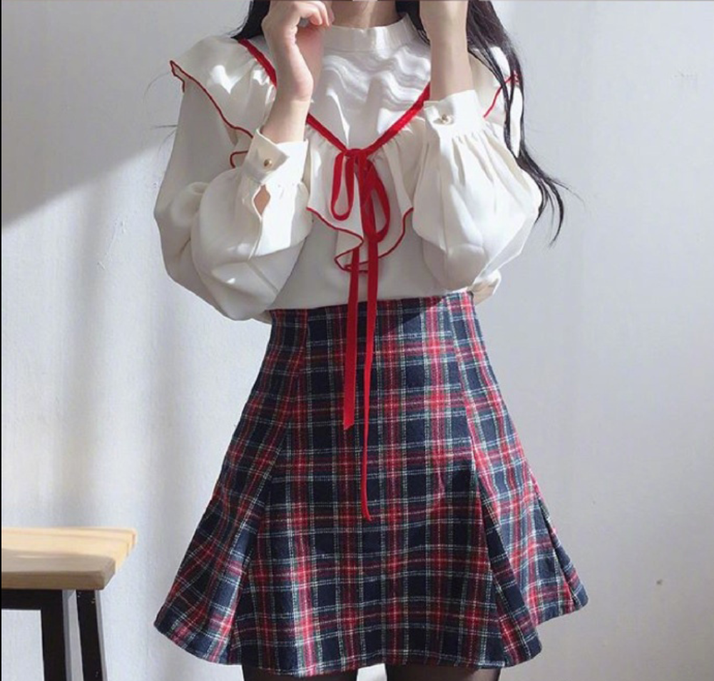 天气暖了小裙子穿起来甜美风搭配look