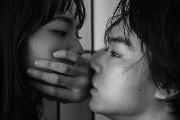 日本明星菅田将暉小松菜奈情侣写真