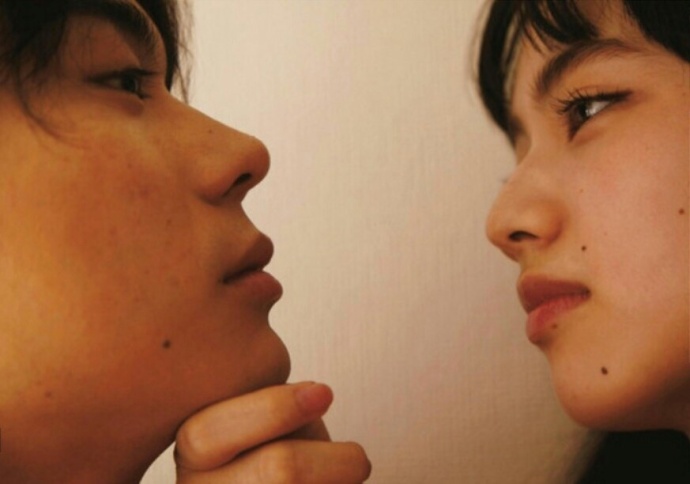 日本明星菅田将暉小松菜奈情侣写真