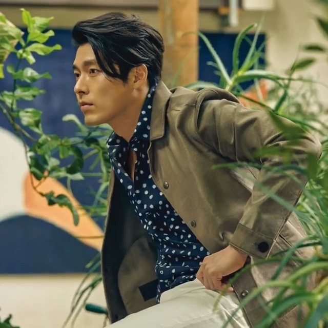 韩国男明星帅哥玄彬杂志《ARENA》4月号画报图片