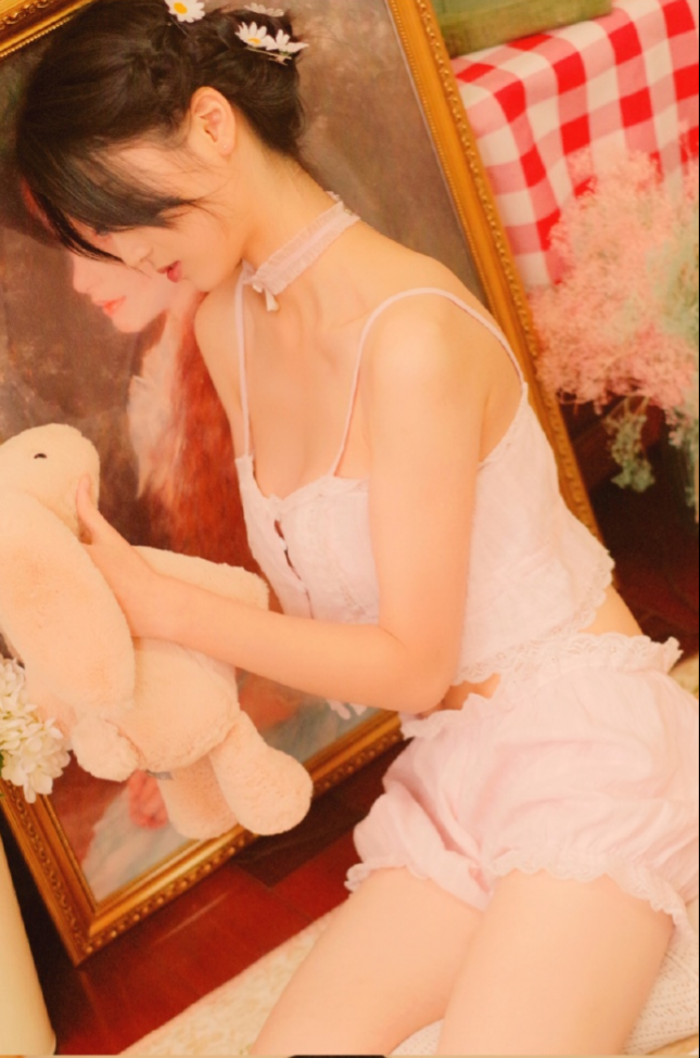 清纯美女模特瑶九九可爱图片