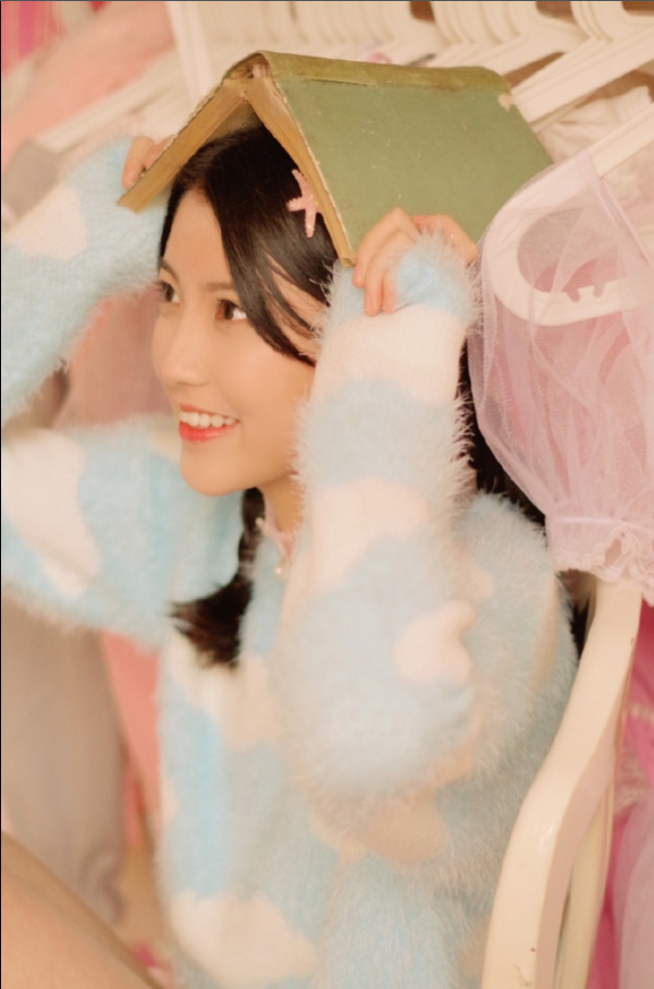 清纯美女模特瑶九九可爱图片