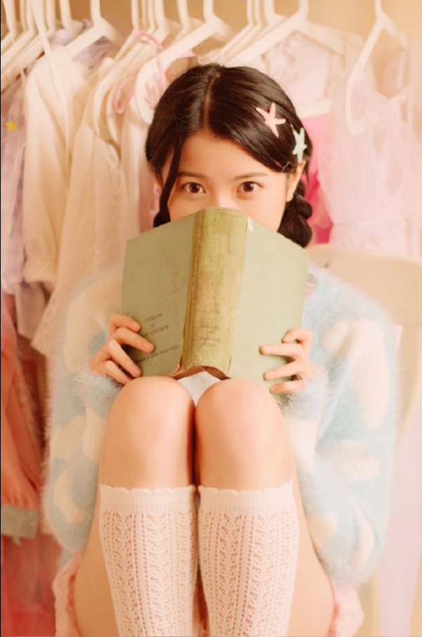 清纯美女模特瑶九九可爱图片