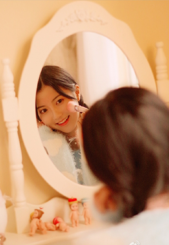 清纯美女模特瑶九九可爱图片