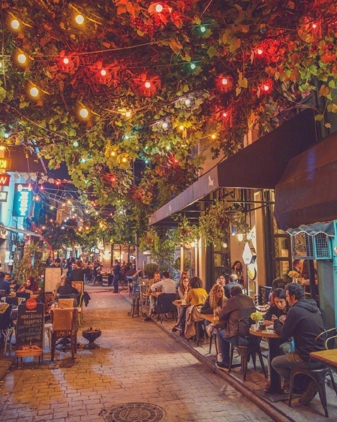 伊斯坦布尔的夜晚风景图片