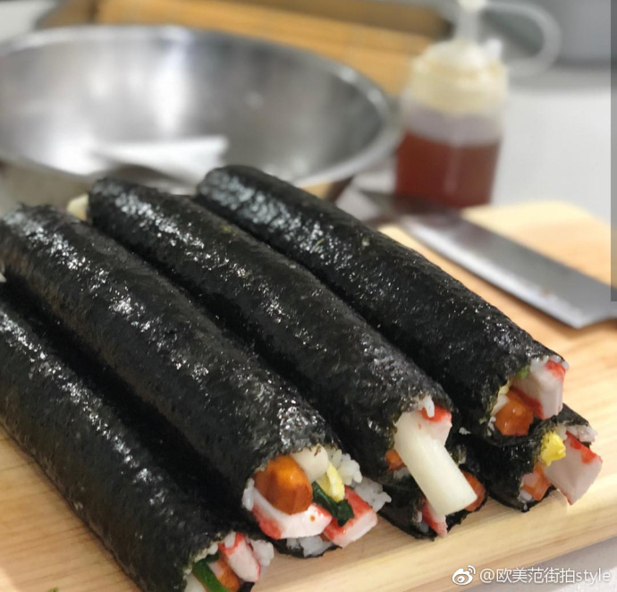 想吃韩式紫菜包卷了_韩国菜寿司图片