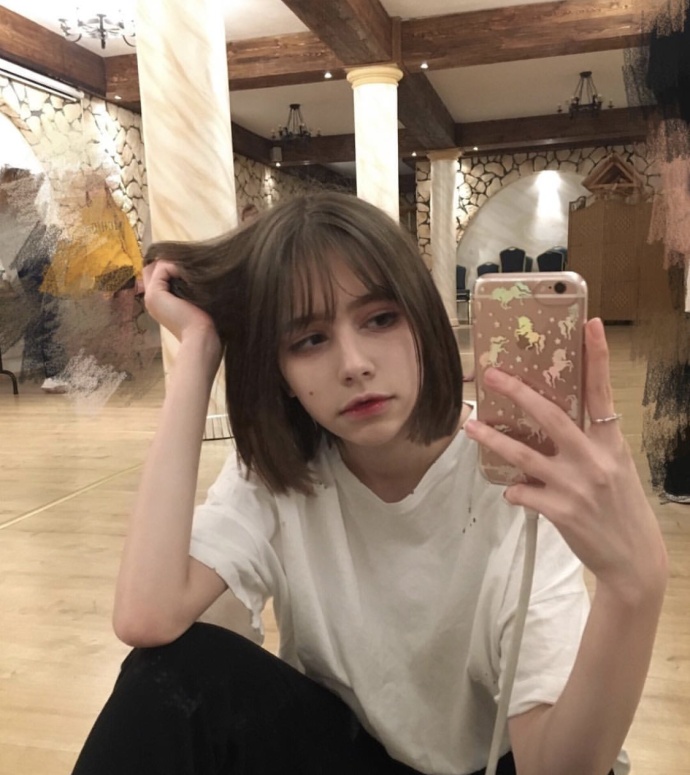 欧美精灵系美少女图片