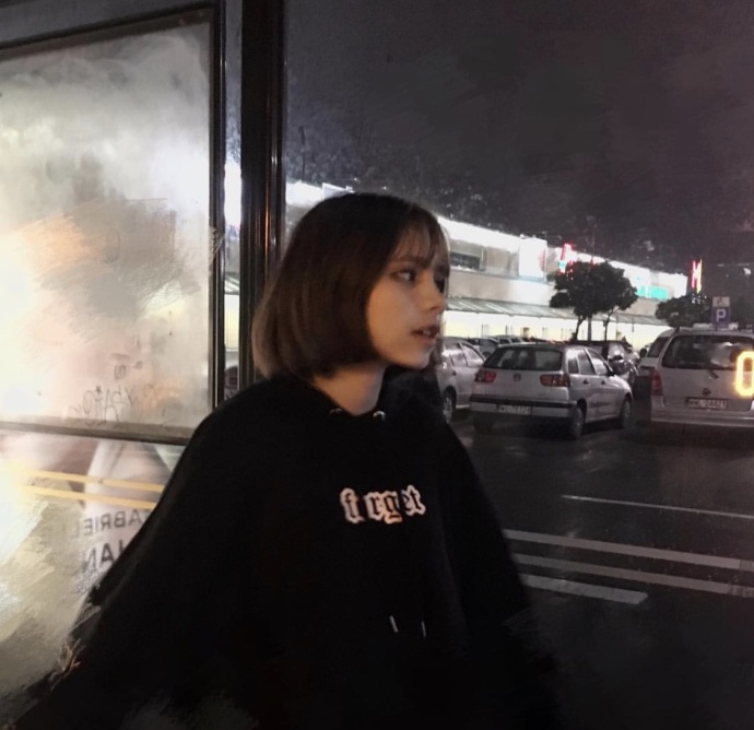 欧美精灵系美少女图片
