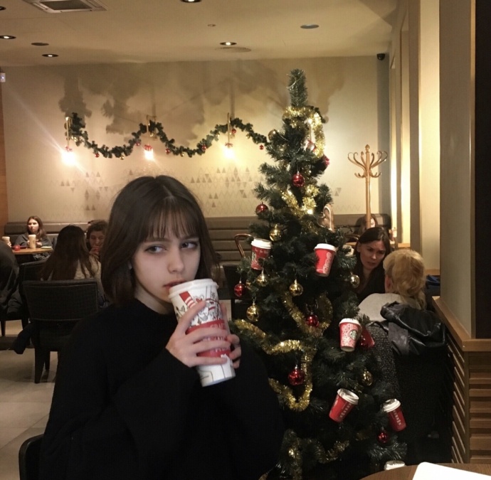 欧美精灵系美少女图片