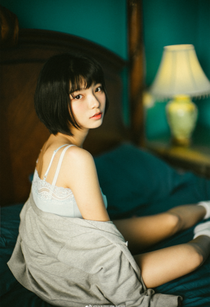 微博网络美女模特冰豆葫芦糖唯美诱惑图片