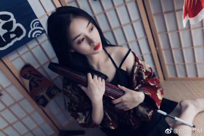 性感美女模特日本和服性感写真