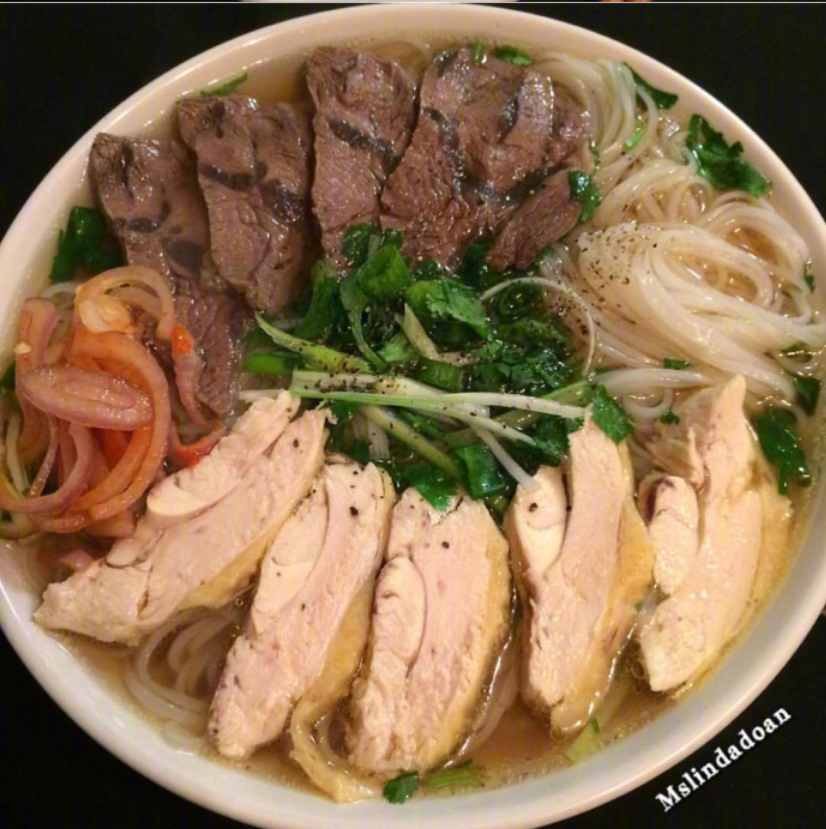 面食爱好者_中午来一碗热腾腾的面条吧