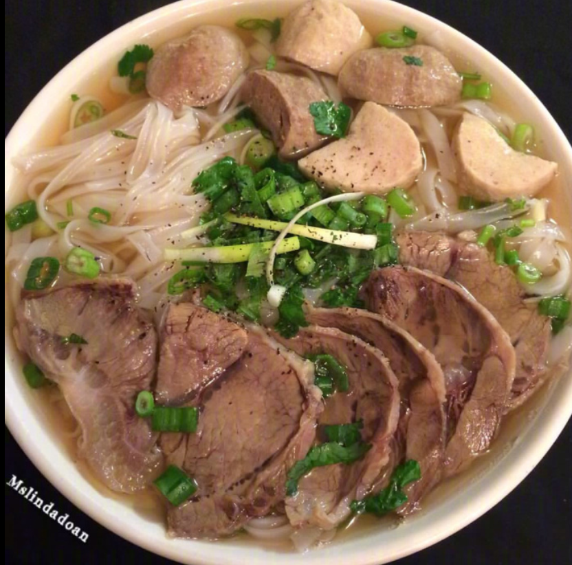 面食爱好者_中午来一碗热腾腾的面条吧