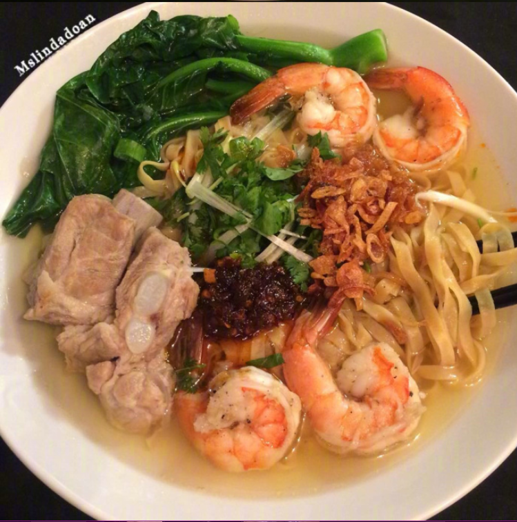 面食爱好者_中午来一碗热腾腾的面条吧