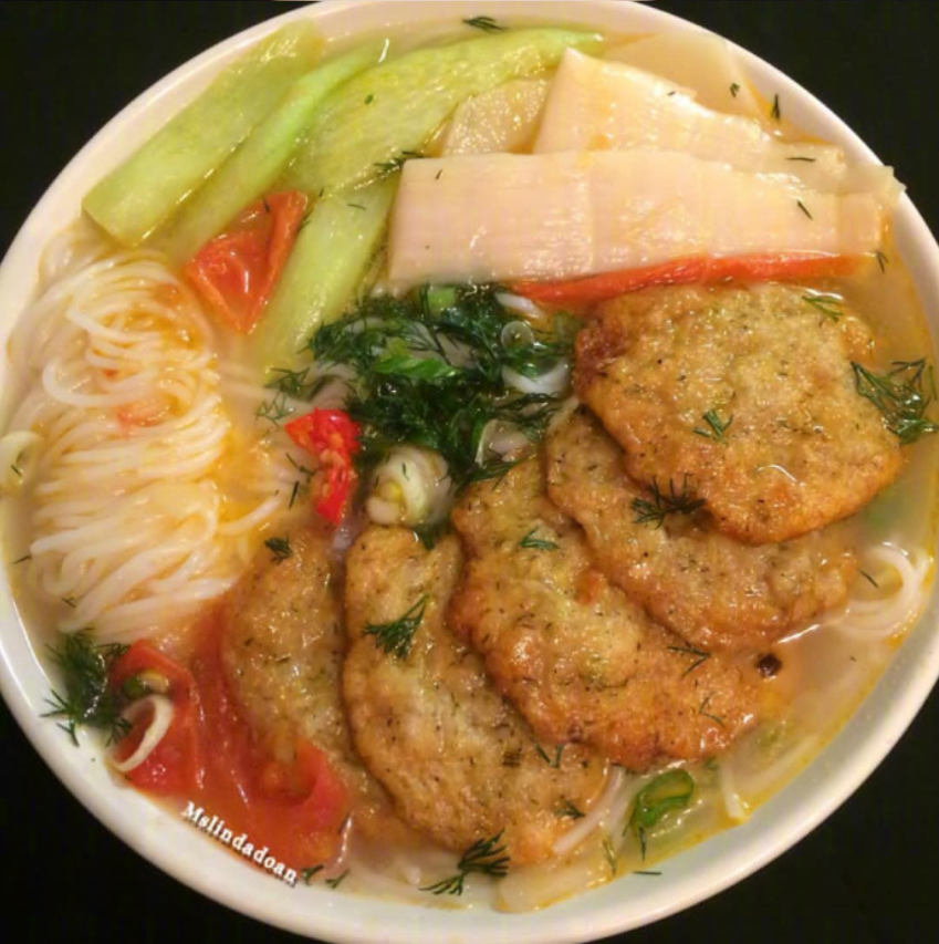 面食爱好者_中午来一碗热腾腾的面条吧