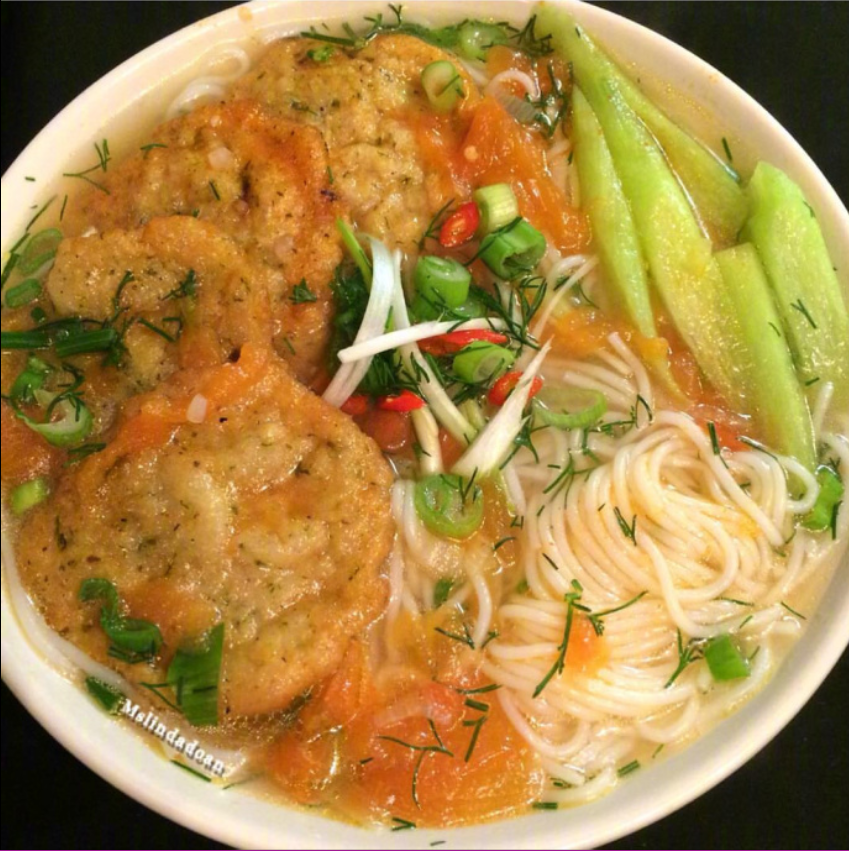 面食爱好者_中午来一碗热腾腾的面条吧
