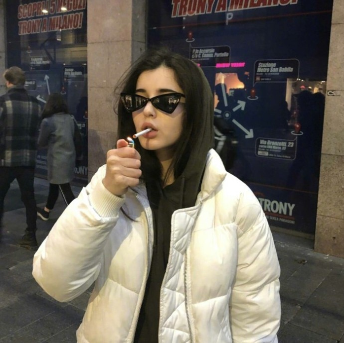 欧美头像女生_女生二次元头像集
