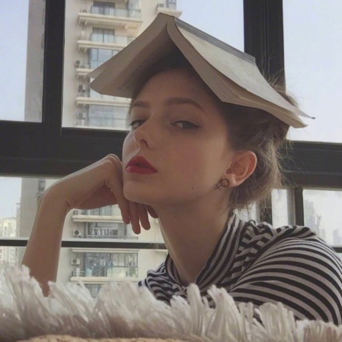 欧美头像女生_女生二次元头像集