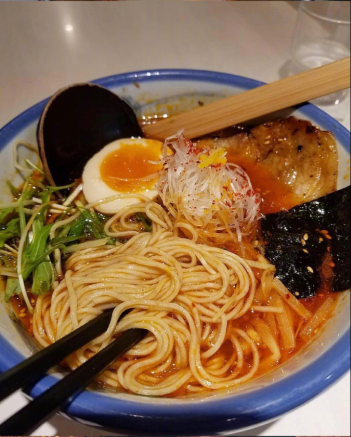 面食图片_中午来一碗面条补充补充能力量吧