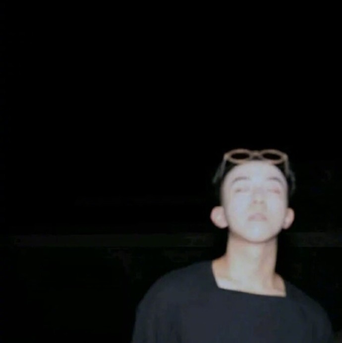 微信头像男_女生的失望源自于你嘴里各种最后一