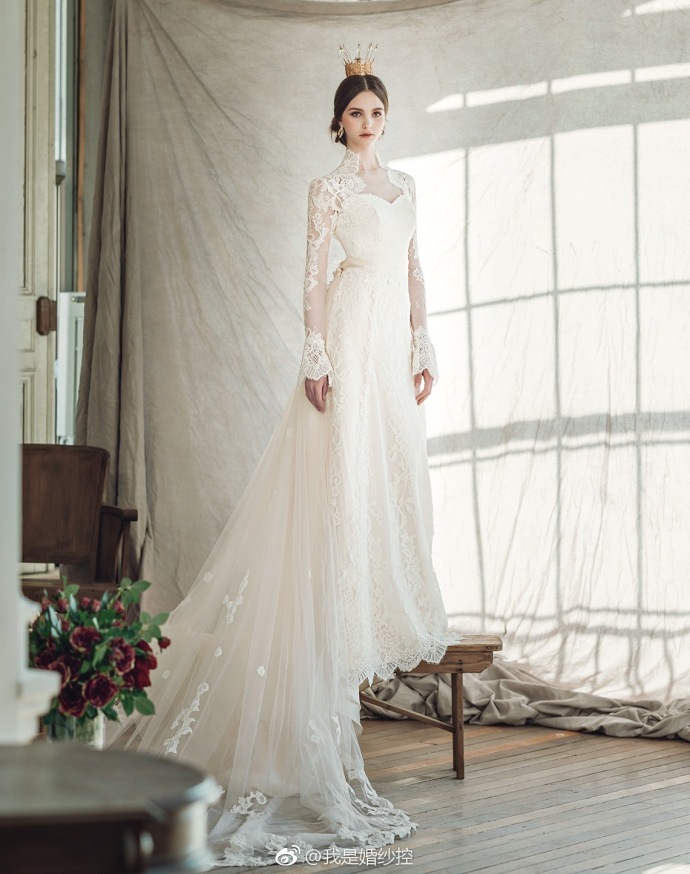 韩国Clara Wedding婚纱礼服图片