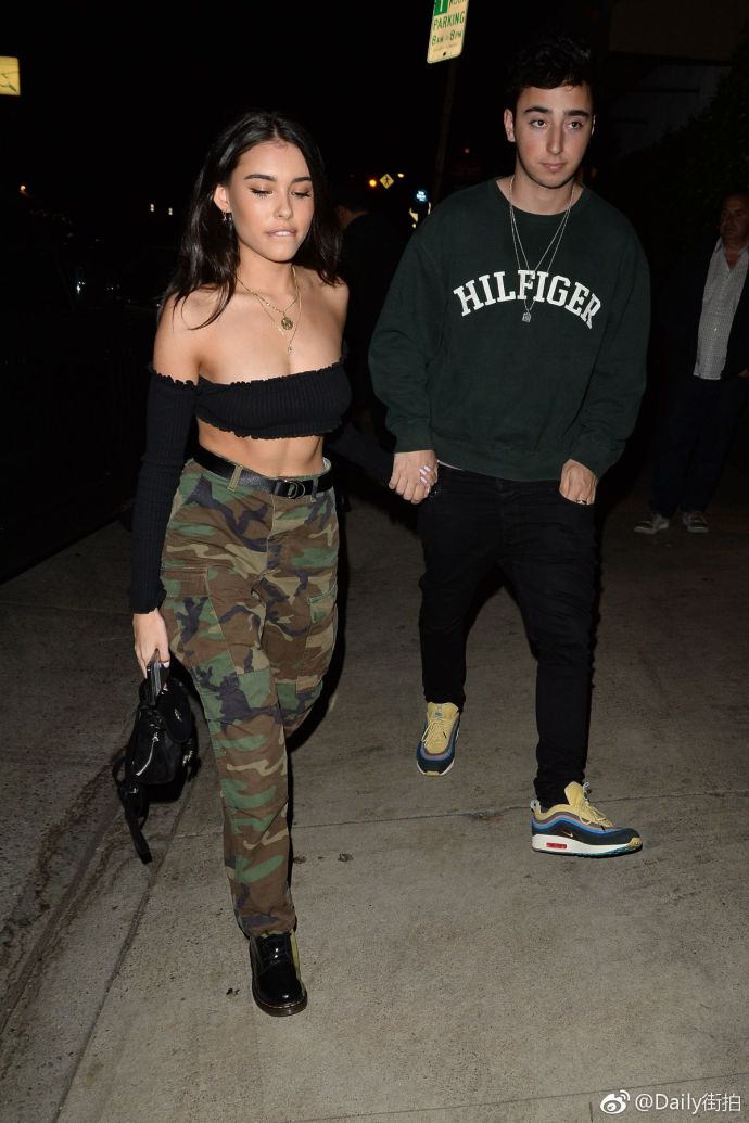 欧美美女明星啤酒妹Madison Beer 和男友在西好莱坞