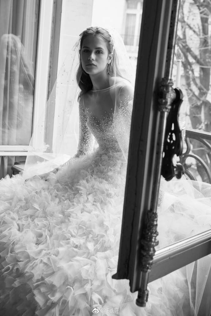 Elie Saab 2019春夏高级婚纱礼服系列仙女裙图片