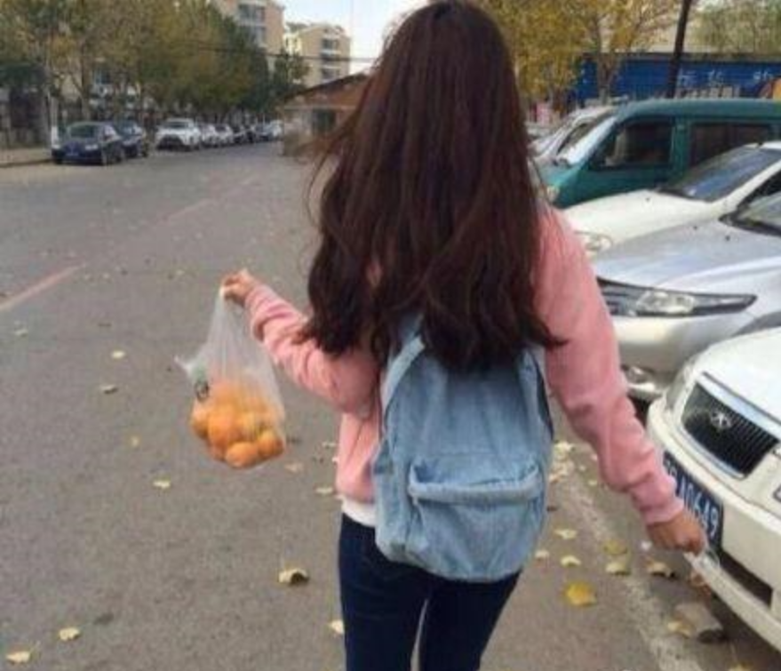 适合美女长卷发发型图片_你适合哪种长发呢