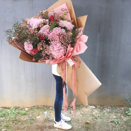 唯美大束鲜花图片_诋毁,本身就是一种仰望