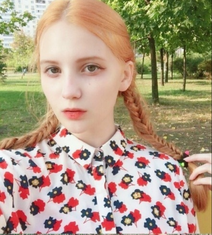 欧美美女乌克兰女孩Katie Westwood仿佛漫画里走出来