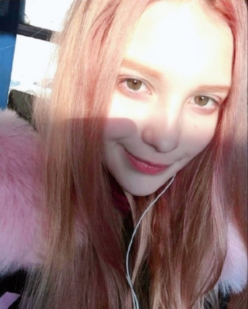 欧美美女乌克兰女孩Katie Westwood仿佛漫画里走出来