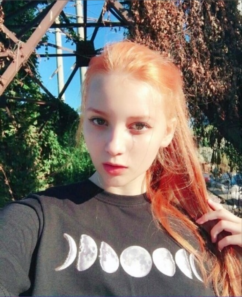欧美美女乌克兰女孩Katie Westwood仿佛漫画里走出来