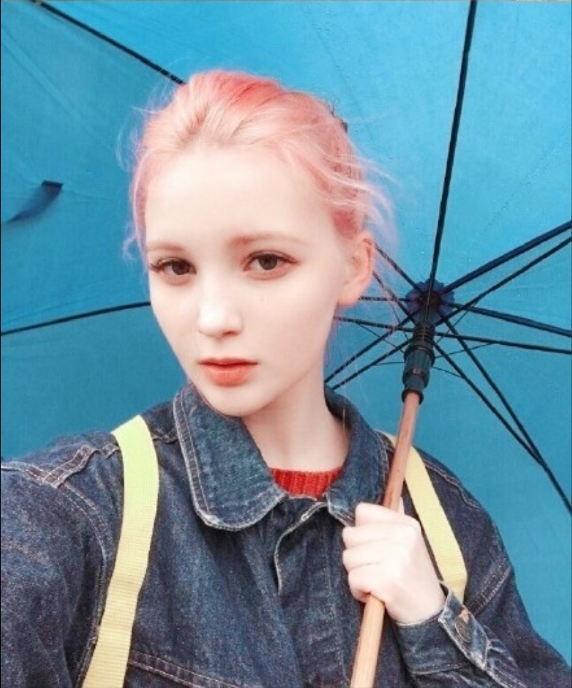 欧美美女乌克兰女孩Katie Westwood仿佛漫画里走出来