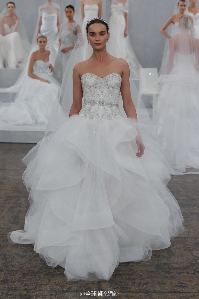 莫尼克·鲁里耶 (Monique Lhuillier) 2015春季婚纱图片