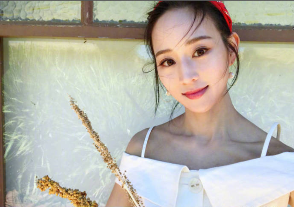 台湾女明星超高颜值和气质并存的女神张钧甯图