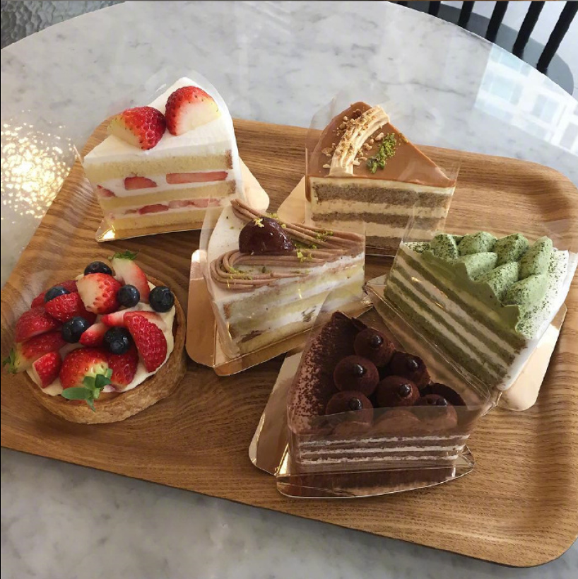 MOMO CAKE水果蛋糕图片