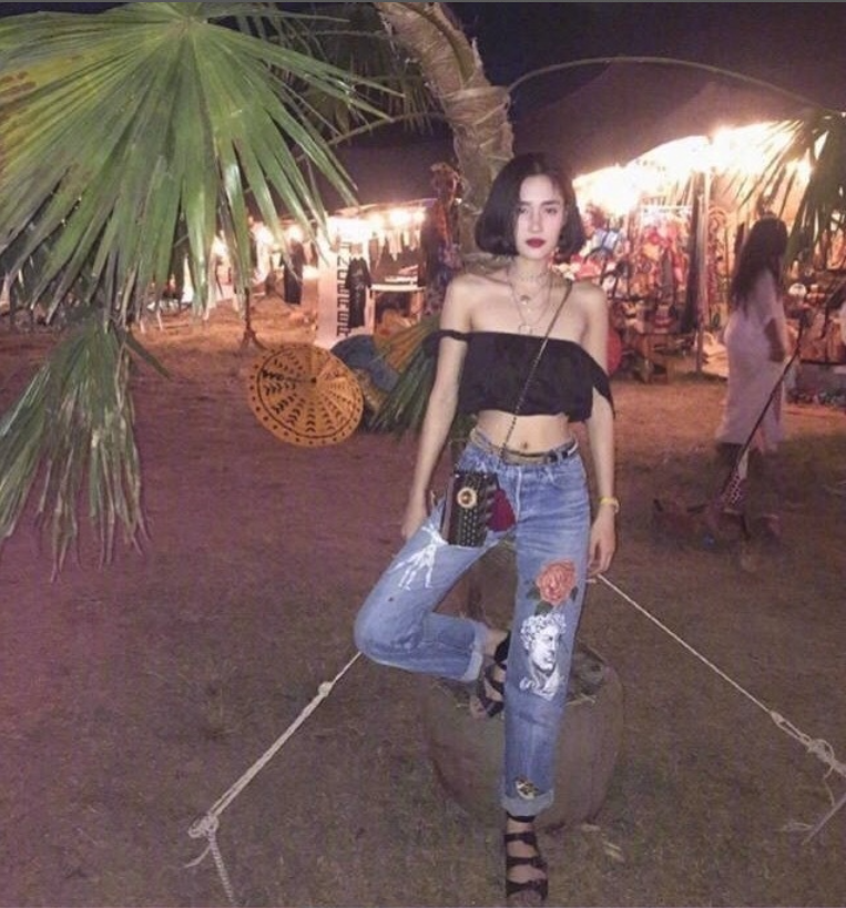 泰国短发美女Grace穿搭简单又时髦图片