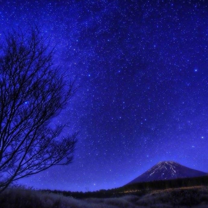 唯美星空图片_没有人会明白你的故事里有过多少