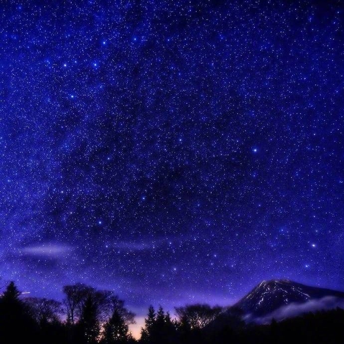 唯美星空图片_没有人会明白你的故事里有过多少