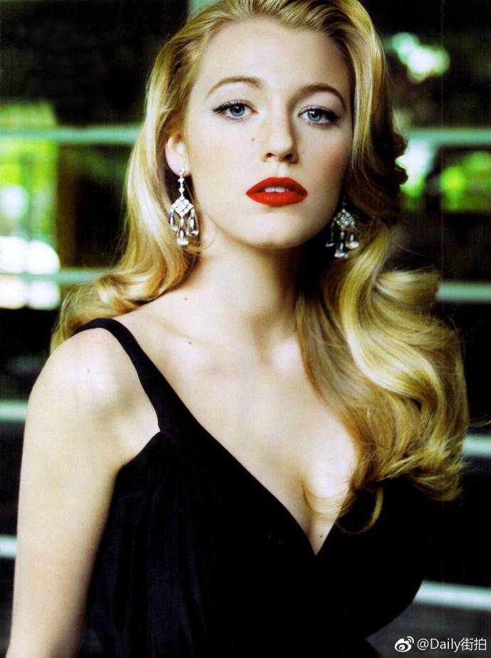 欧美美女明星Blake Lively Vogue美版2月刊拍摄的一组