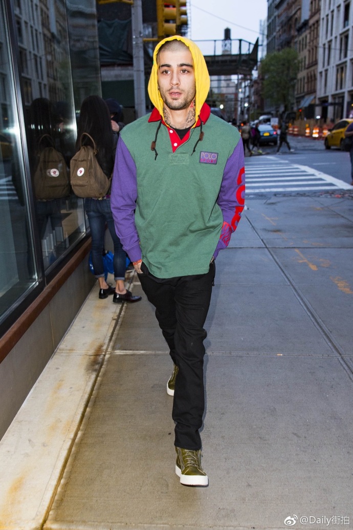 欧美男明星帅哥美渣Zayn Malik纽约出街街拍图片