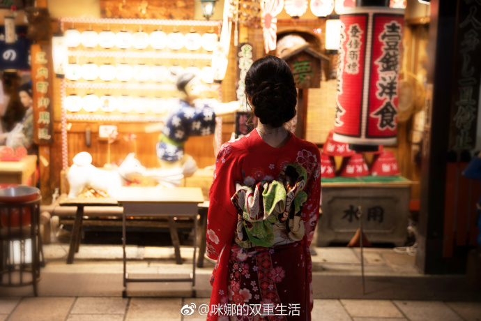 性感美女咪娜日本和服写真