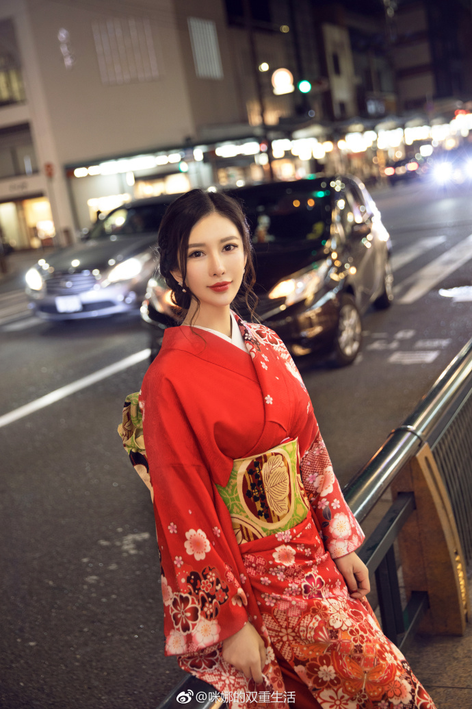 性感美女咪娜日本和服写真