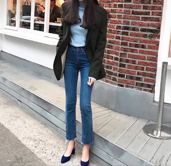 适合轻熟女上班职业大方穿衣搭配参考