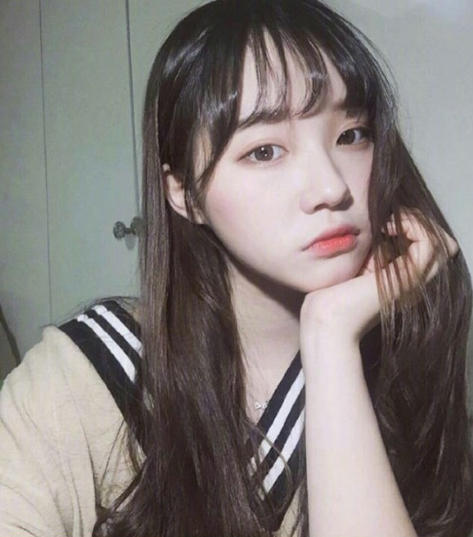 依然大热的空气刘海美女自拍照