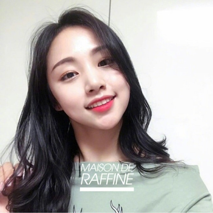 送给肉肉脸和大脸的妹纸们发型图片参考~