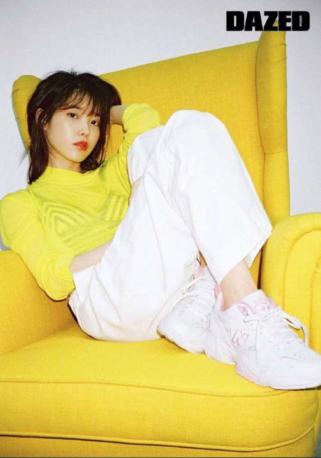 韩国肤白貌美的小仙女李智恩IU十周年DAZED画报图